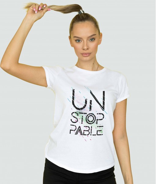 Дамска тениска с щампа Текст и надписи UNSTOPABLE